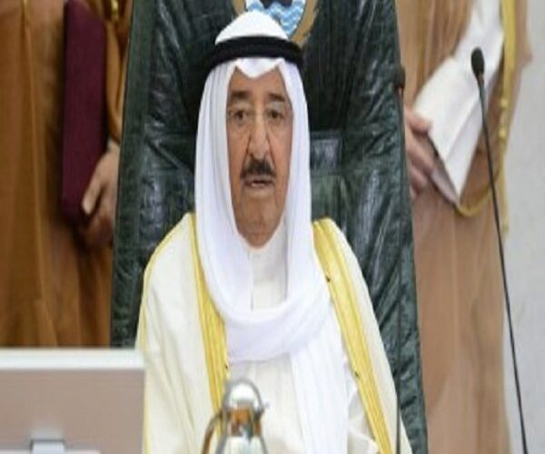 الديوان الكويتي ينفي خبر وفاة الامير صباح الاحمد الصباح